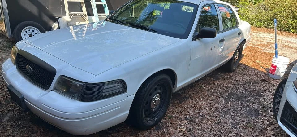 2011 Ford Crown Victoria - Image 2 of 7