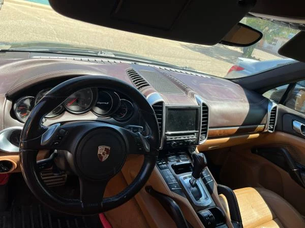 2011 Porsche 958 Cayenne GTS - Image 6 of 7