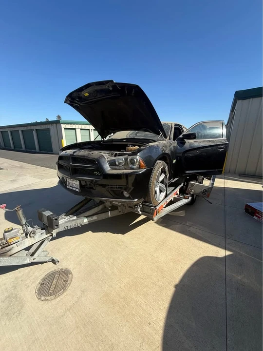 2011 Dodge Charger 7th Gen - Image 3 of 5