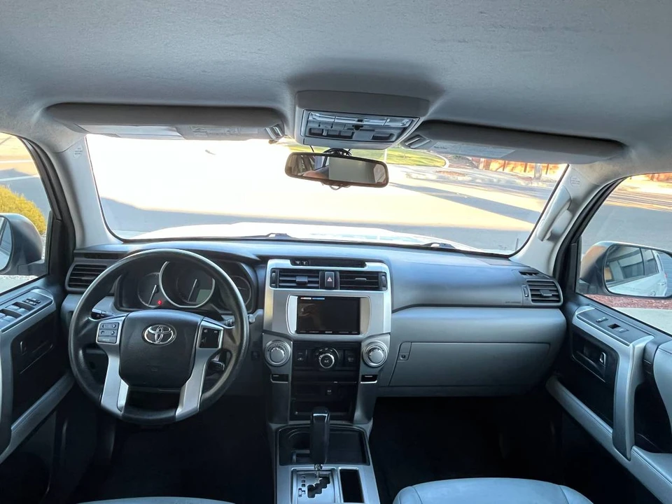2011 Toyota 4Runner 5th Gen - Image 10 of 13