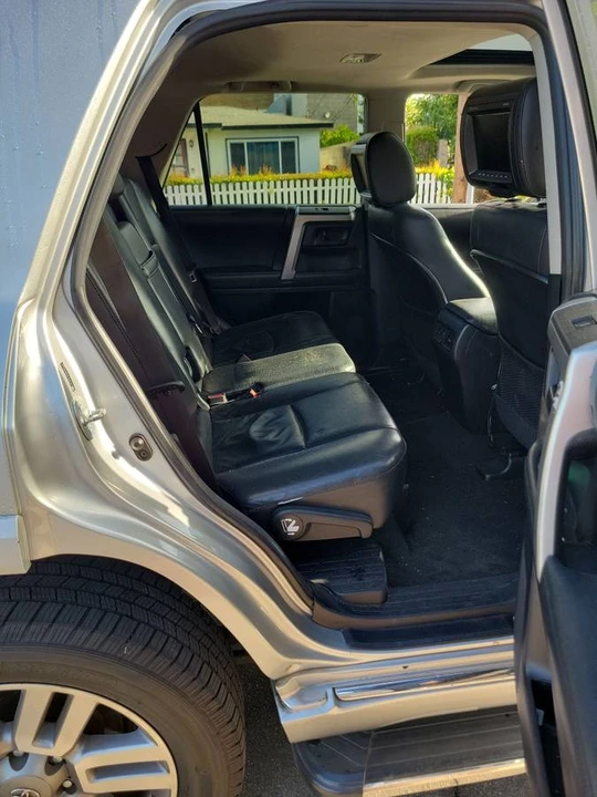 2011 Toyota 4Runner 5th Gen - Image 9 of 11