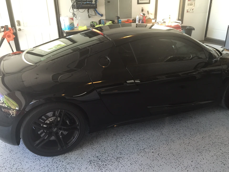 2011 Audi 42 R8 - Image 3 of 9