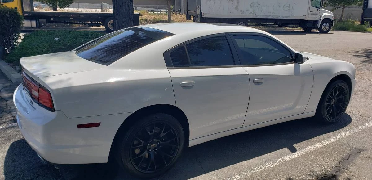 2011 Dodge Charger 7th Gen - Image 6 of 14