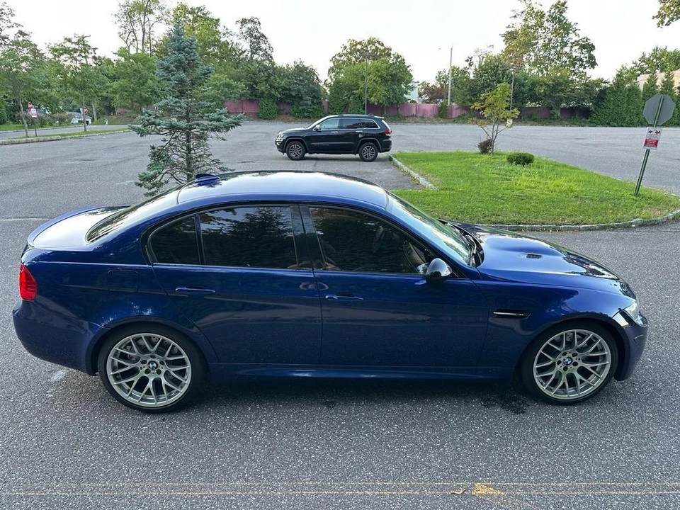 2011 BMW E90 M3 Sedan - Image 5 of 14