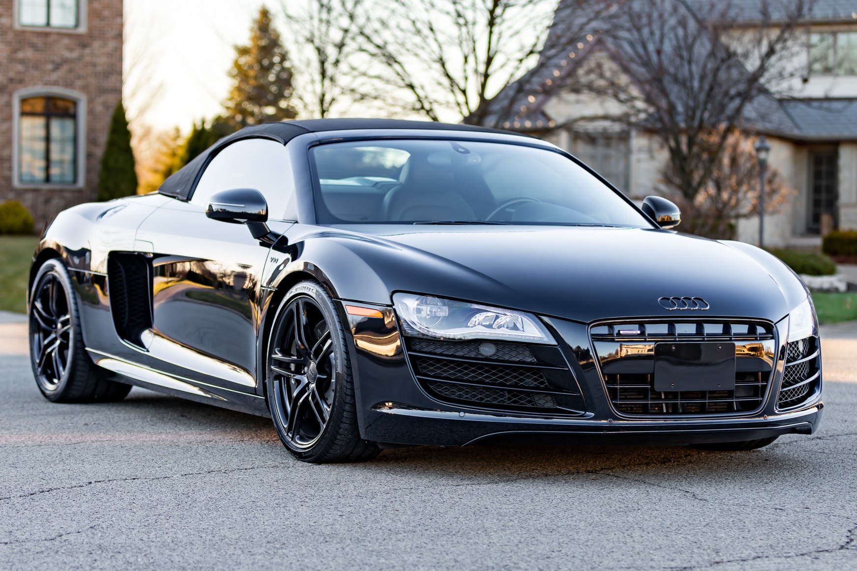 11k-Mile 2011 Audi R8 V10 Spyder
