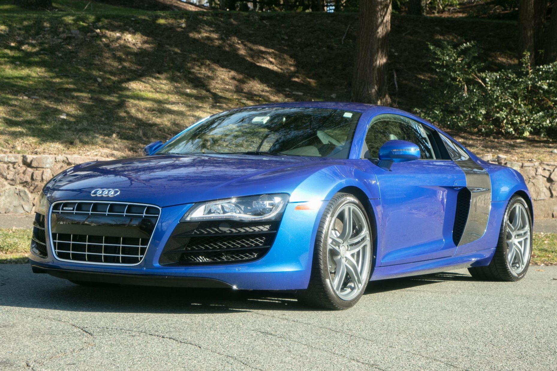 19k-Mile 2011 Audi R8 V10 6-Speed