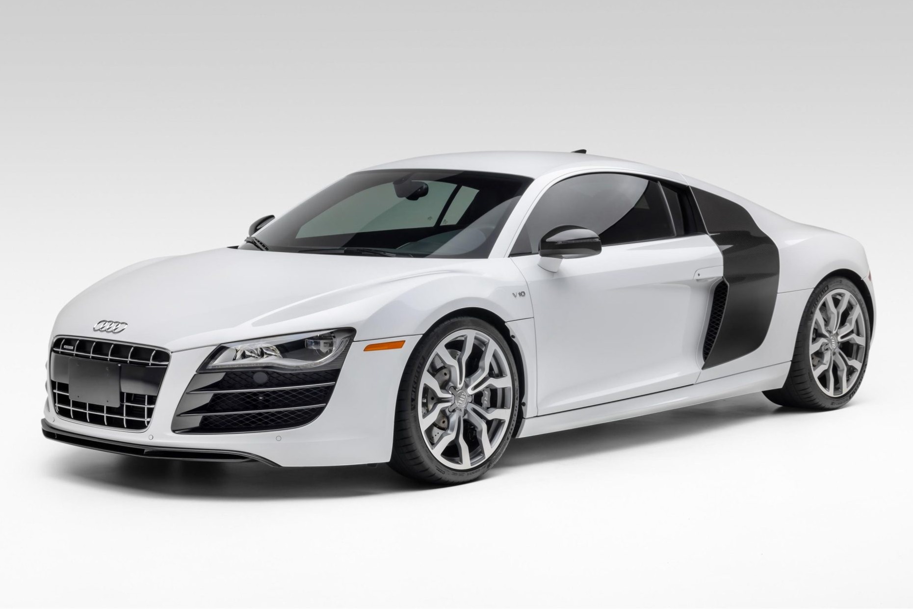 11k-Mile 2011 Audi R8 V10 6-Speed
