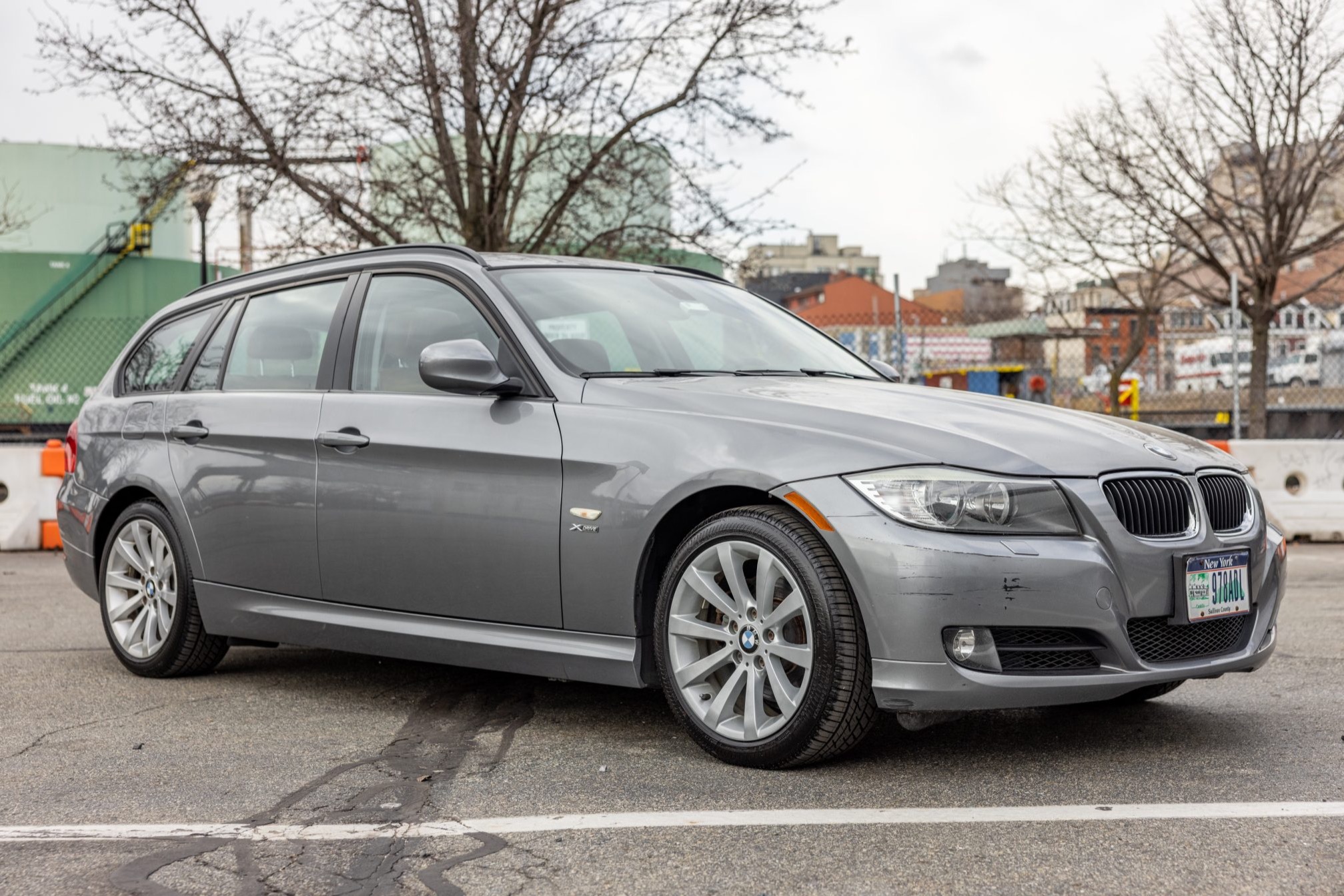 2011 BMW 328i xDrive Sports Wagon 6-Speed
