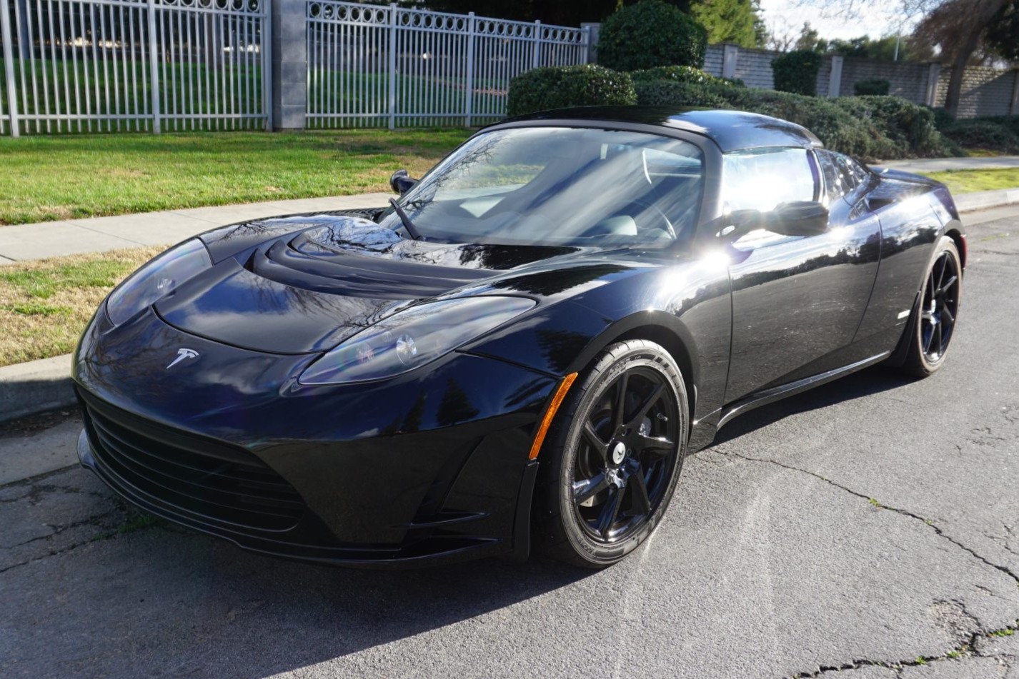 19k-Mile 2011 Tesla Roadster Sport