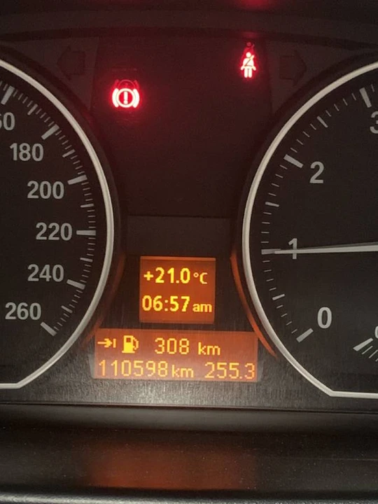2012 BMW E81/E82/E88 1 Series - Image 8 of 23