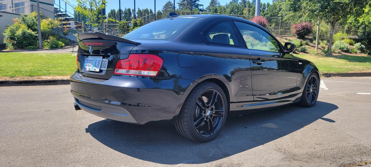 2012 BMW E82 135i & 135is - Image 8 of 12