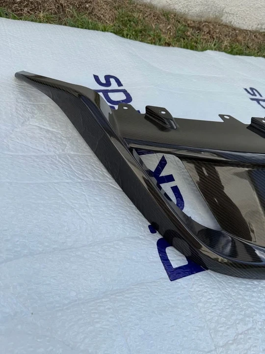 2012 Parts & Memorabilia Bodywork - Image 2 of 10