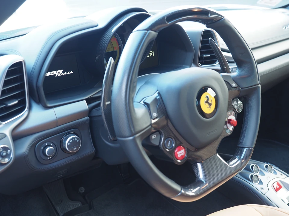 2012 Ferrari 458 Italia - Image 8 of 10