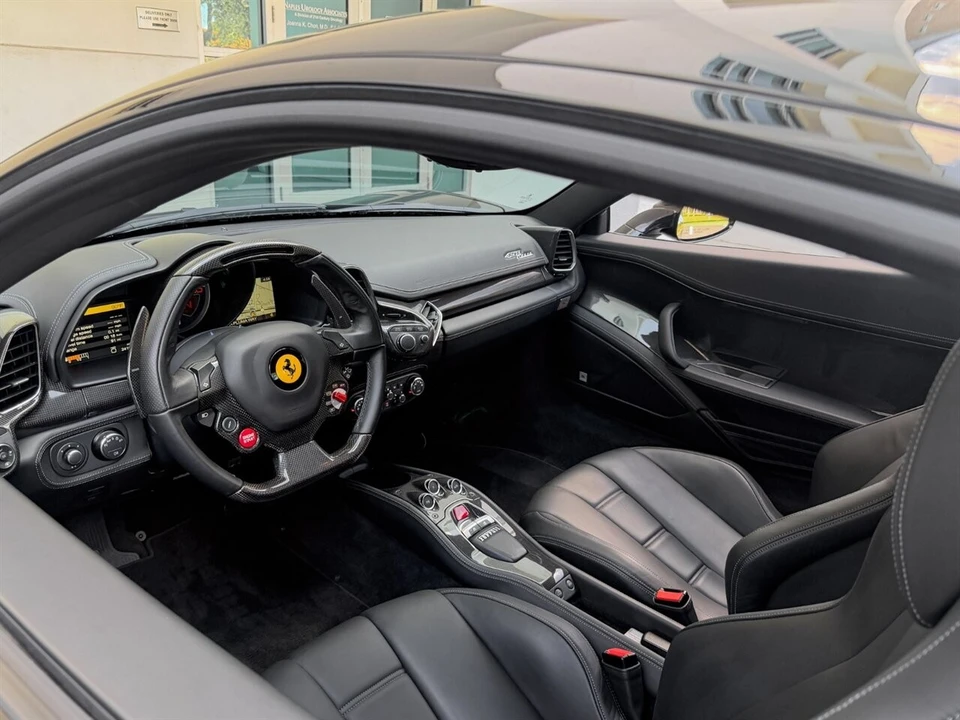 2012 Ferrari 458 Italia - Image 2 of 4