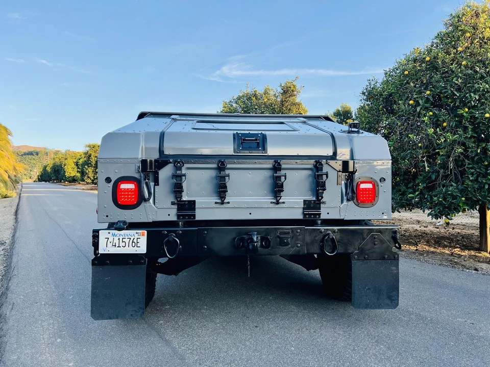 2012 Hummer HMMWV - Image 19 of 31