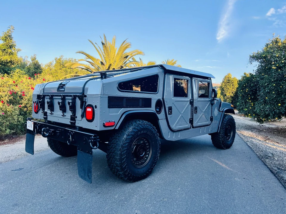 2012 Hummer HMMWV - Image 25 of 31