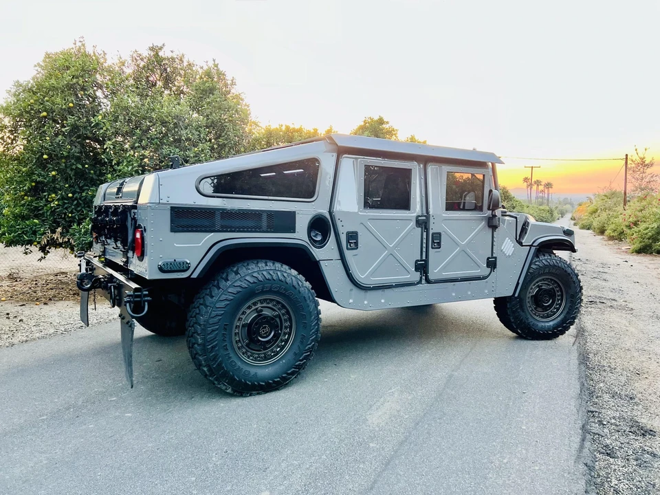 2012 Hummer HMMWV - Image 27 of 31