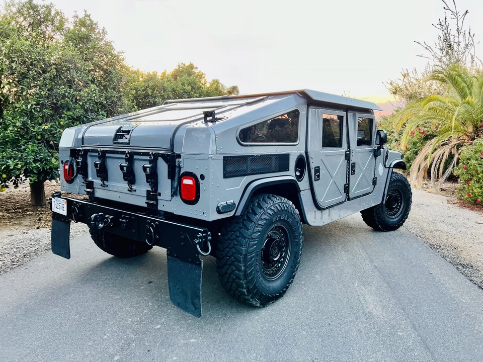 2012 Hummer HMMWV - Image 22 of 31
