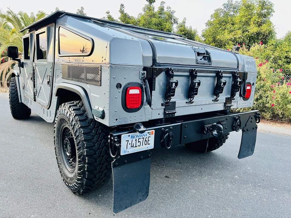 2012 Hummer HMMWV - Image 17 of 31