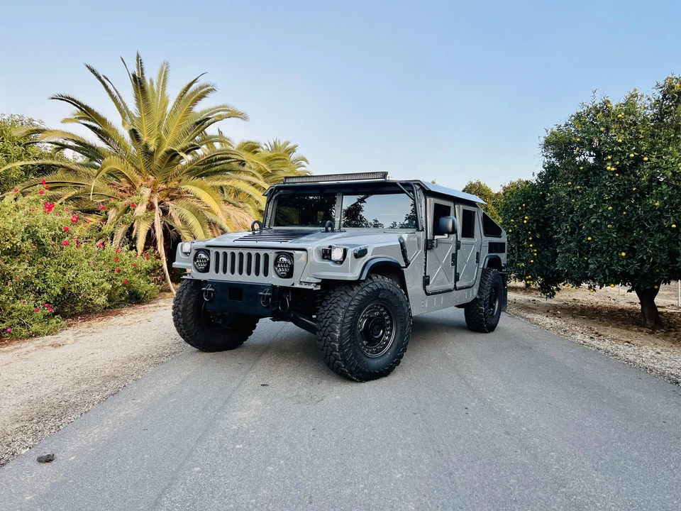 2012 Hummer HMMWV - Image 5 of 31