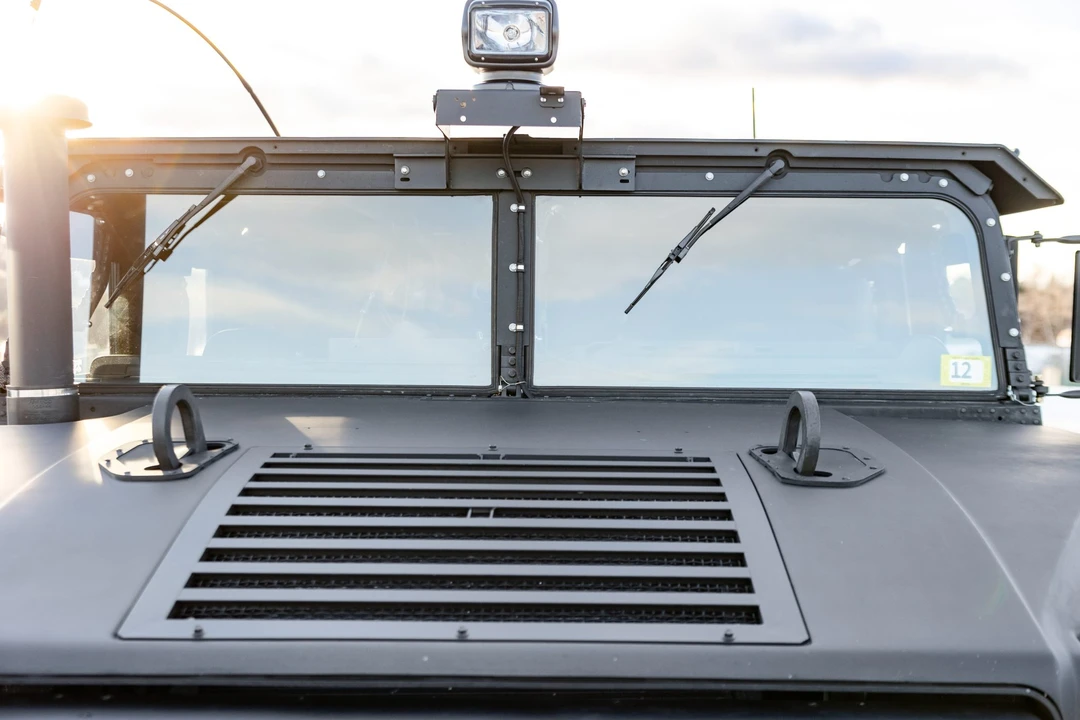 2012 Hummer HMMWV - Image 26 of 31