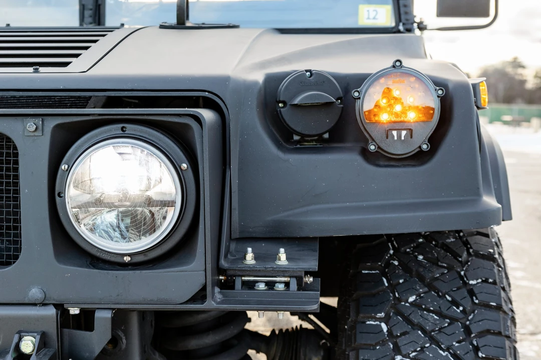 2012 Hummer HMMWV - Image 12 of 31