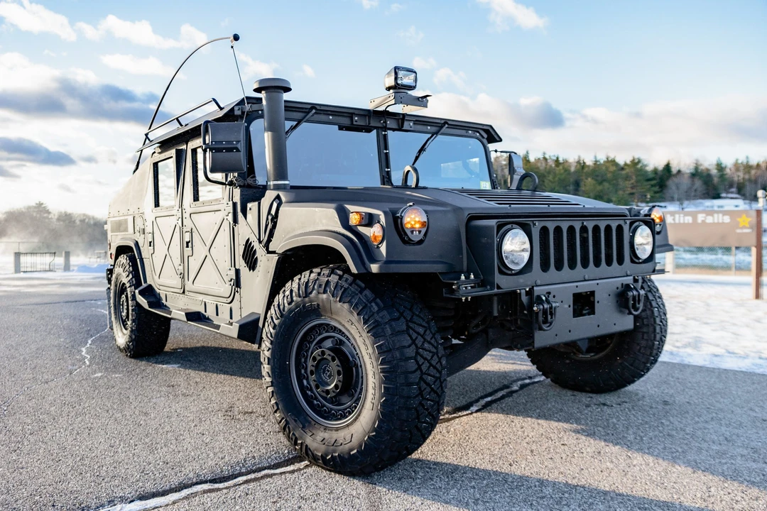 2012 Hummer HMMWV - Image 4 of 31