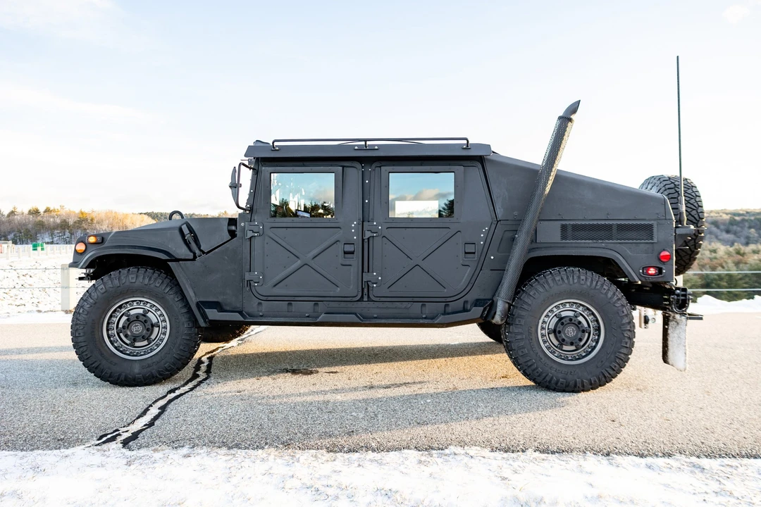 2012 Hummer HMMWV - Image 9 of 31