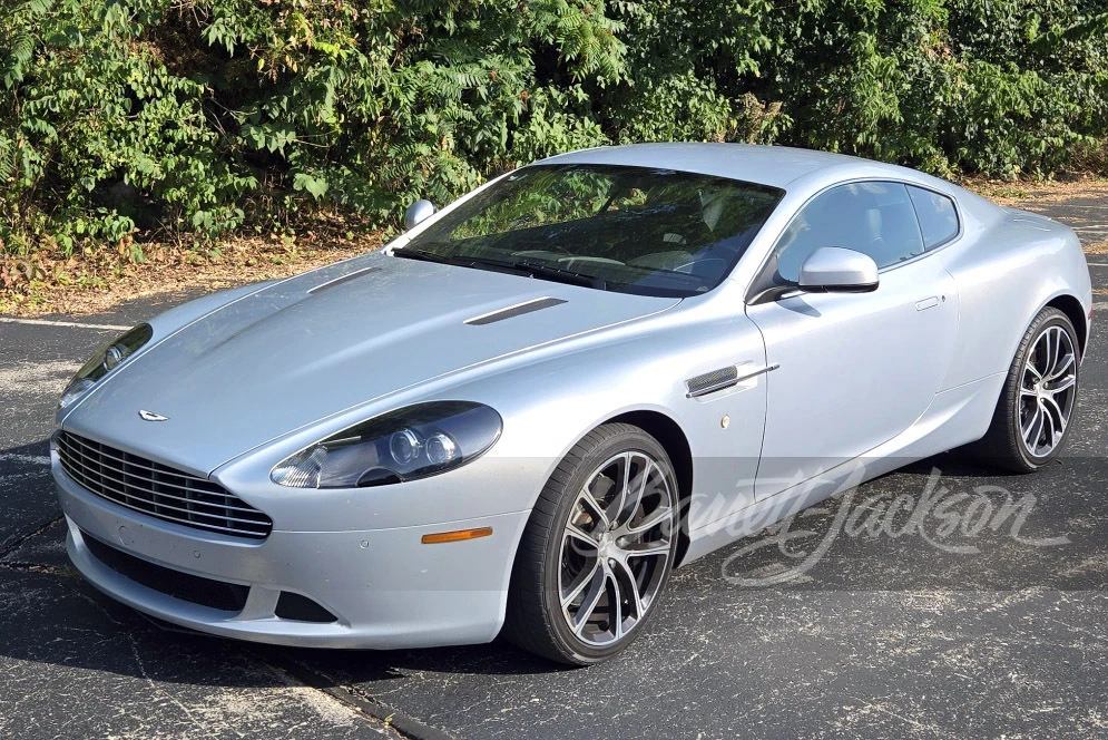 2012 Aston Martin DB9 - Image 11 of 23