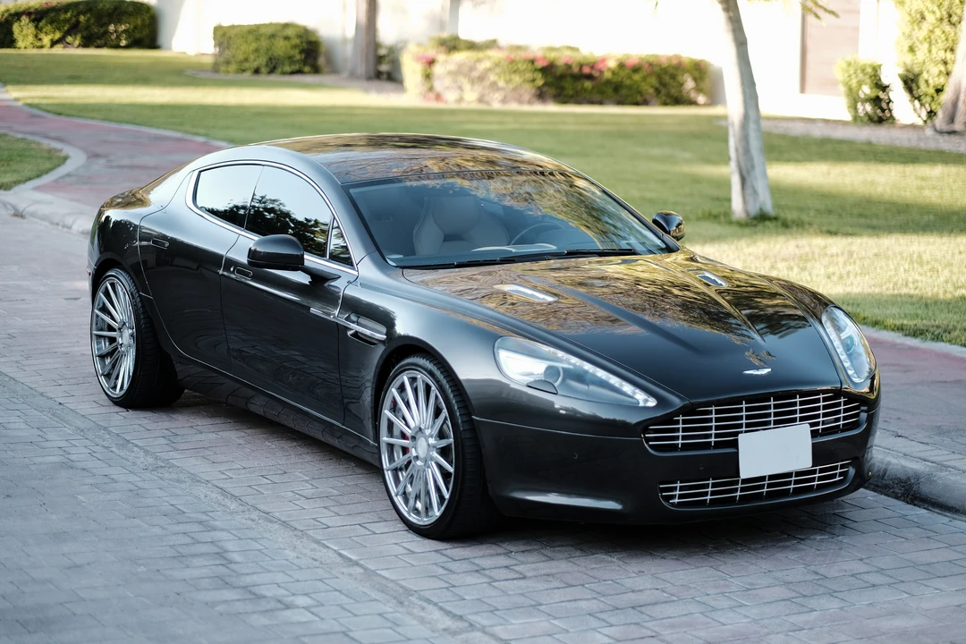2012 Aston Martin Rapide - Image 11 of 12