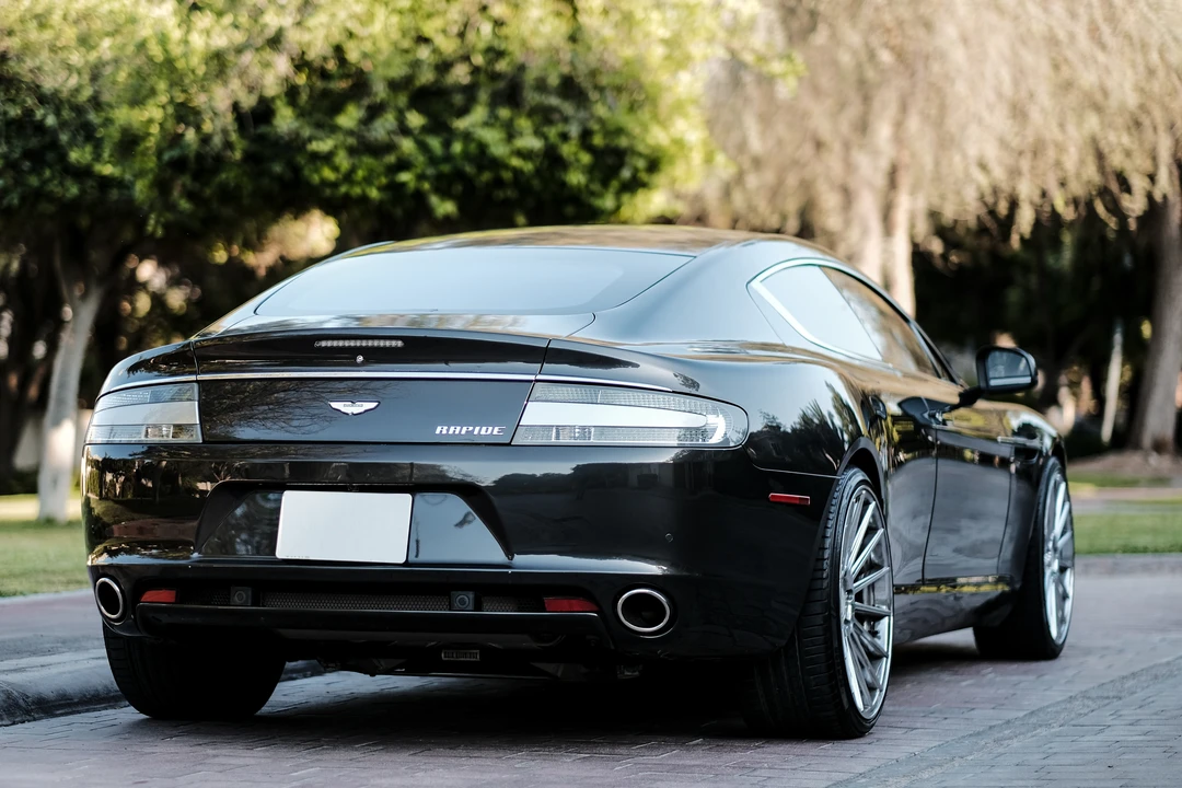 2012 Aston Martin Rapide - Image 7 of 12
