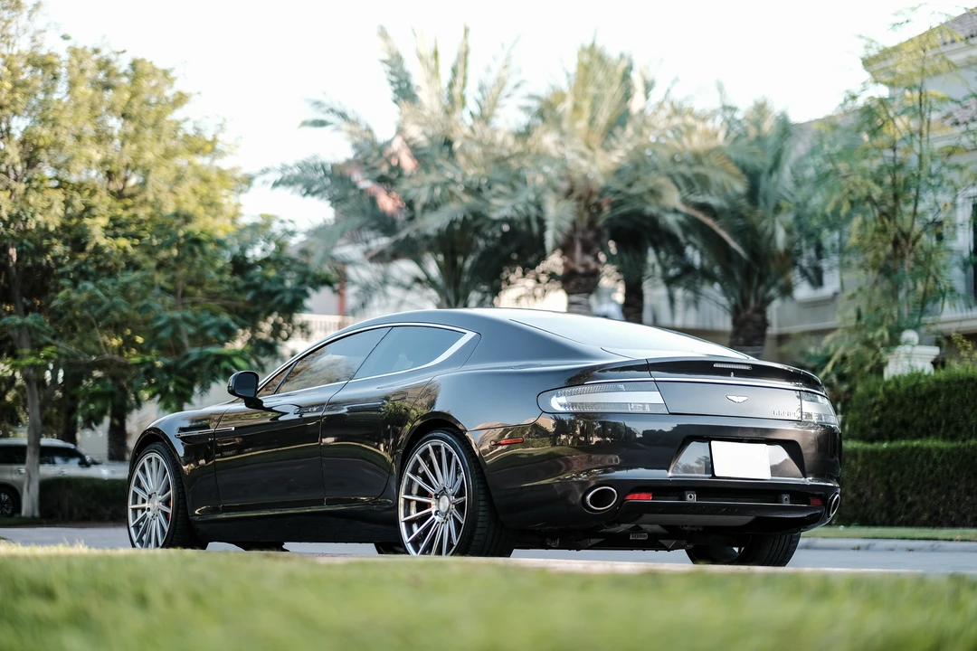 2012 Aston Martin Rapide - Image 3 of 12