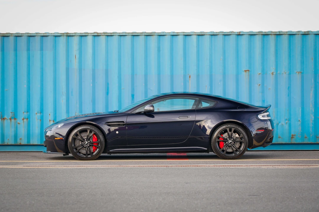 2012 Aston Martin V12 Vantage (2010-2018) - Image 5 of 31