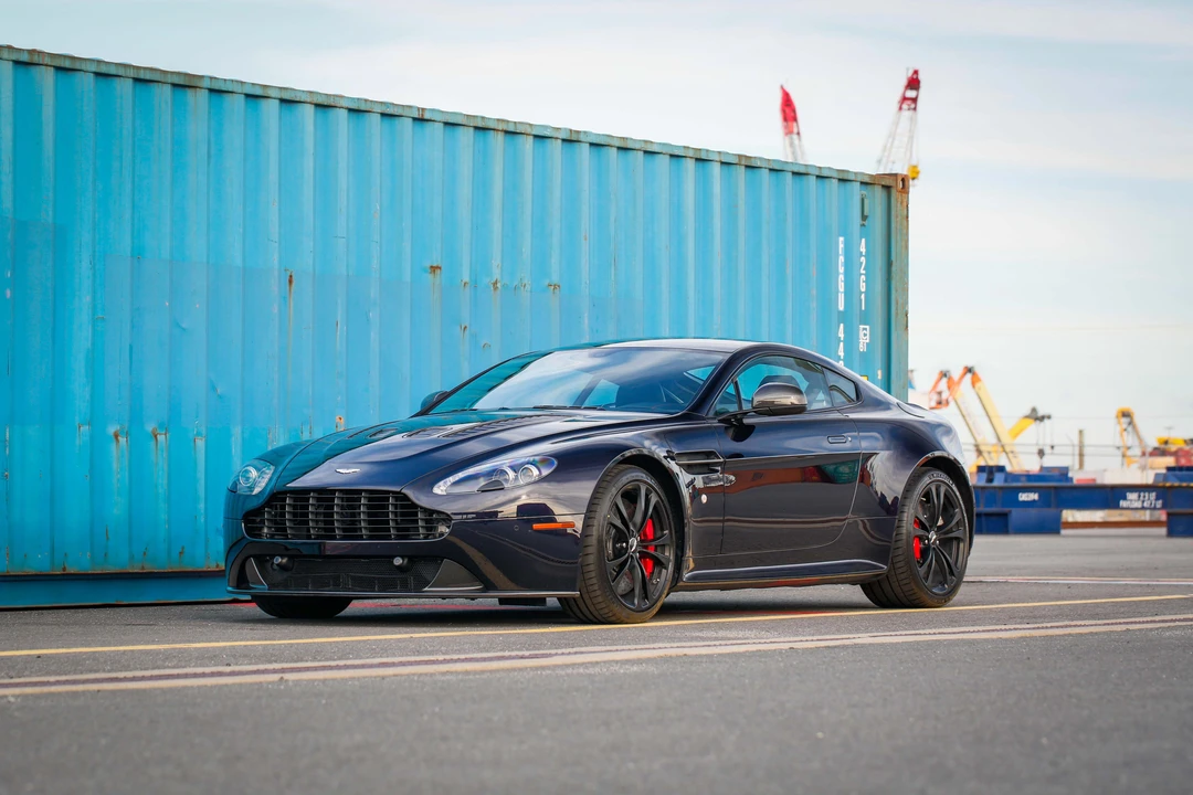 2012 Aston Martin V12 Vantage (2010-2018) - Image 7 of 31