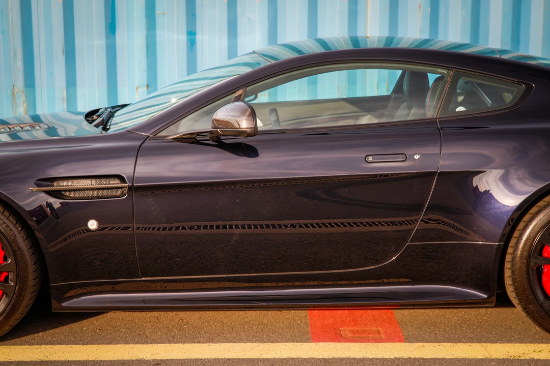 2012 Aston Martin V12 Vantage (2010-2018) - Image 13 of 31
