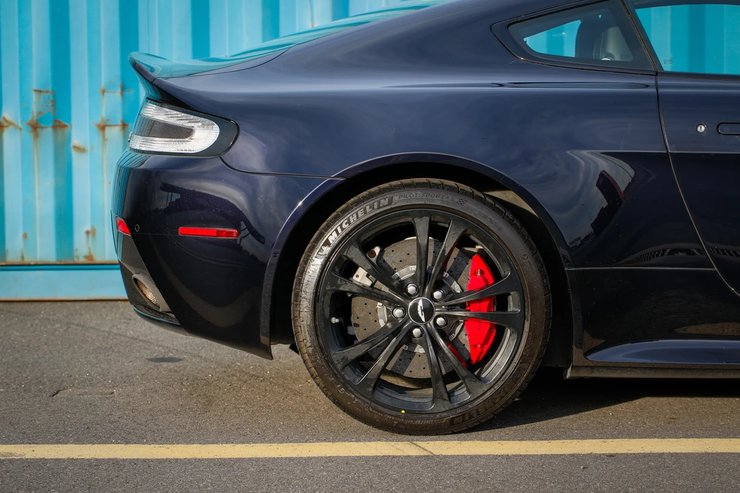 2012 Aston Martin V12 Vantage (2010-2018) - Image 23 of 31