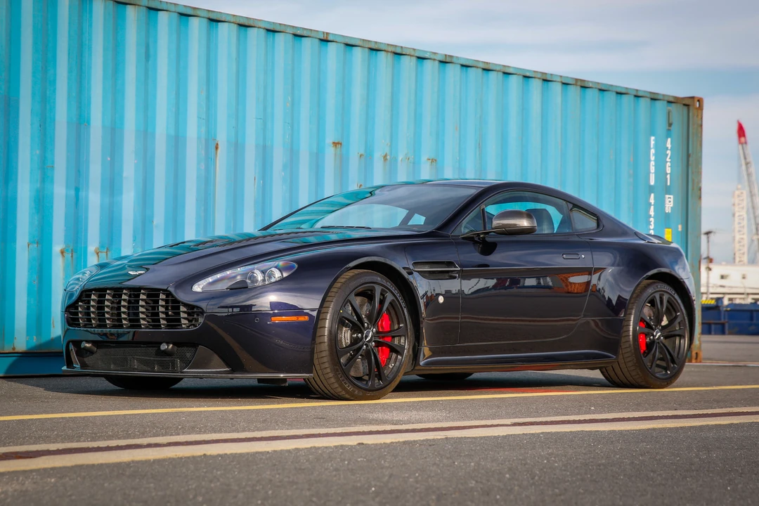 2012 Aston Martin V12 Vantage (2010-2018) - Image 2 of 31