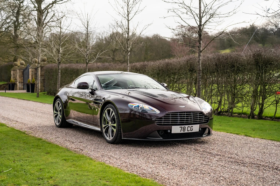 2012 Aston Martin V12 Vantage (2010-2018) - Image 4 of 31