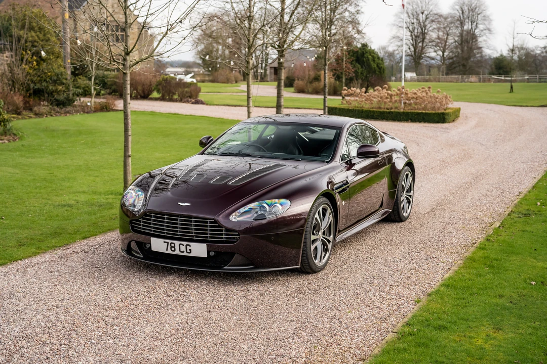 2012 Aston Martin V12 Vantage (2010-2018) - Image 15 of 31