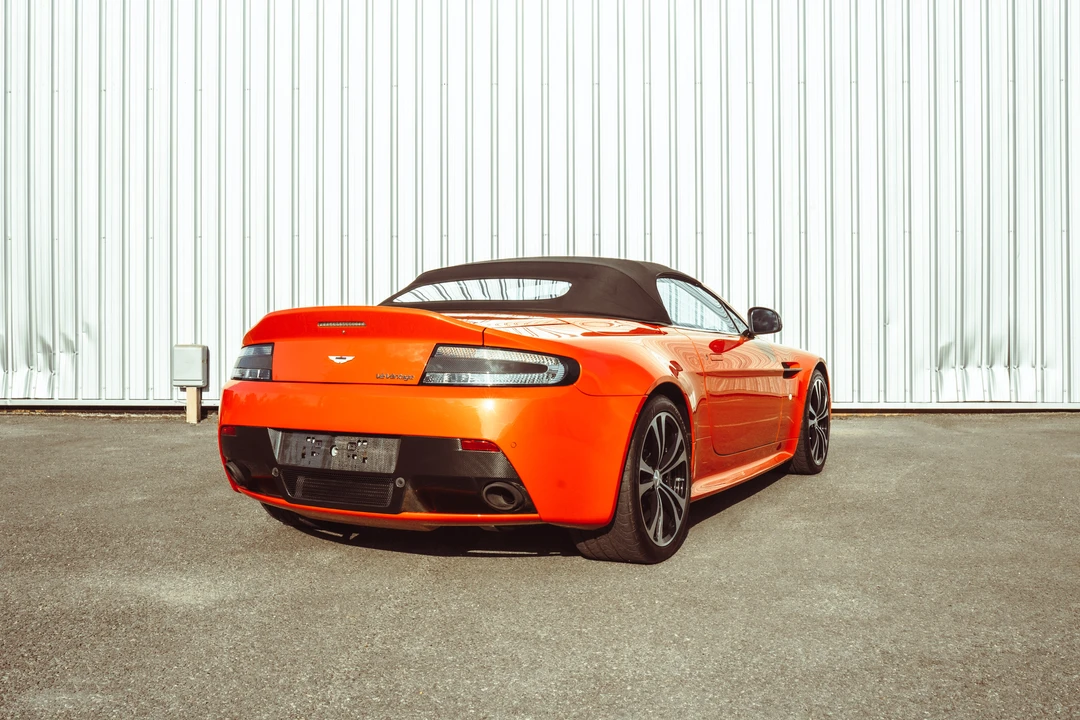 2012 Aston Martin V12 Vantage (2010-2018) - Image 12 of 31