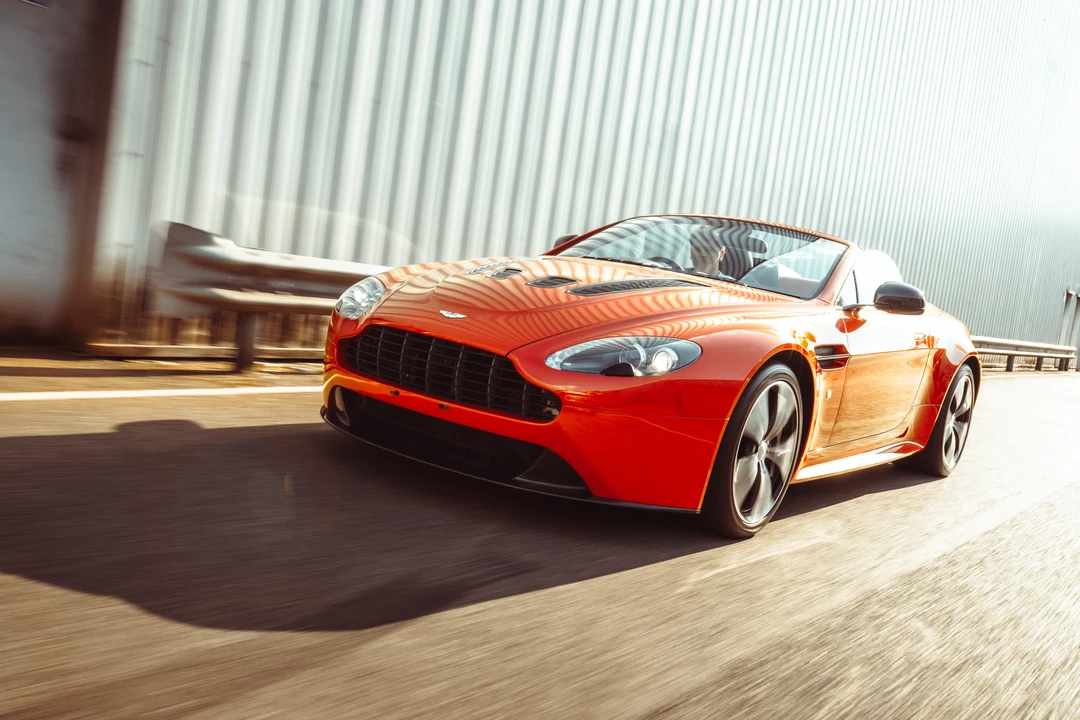 2012 Aston Martin V12 Vantage (2010-2018) - Image 11 of 31