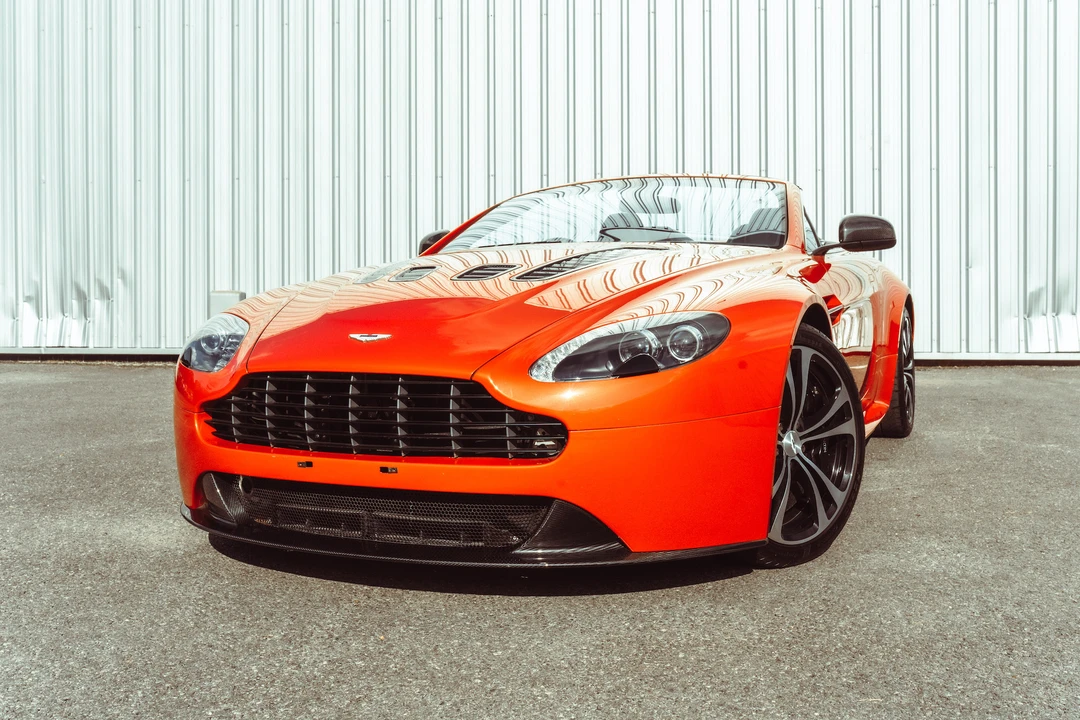 2012 Aston Martin V12 Vantage (2010-2018) - Image 7 of 31