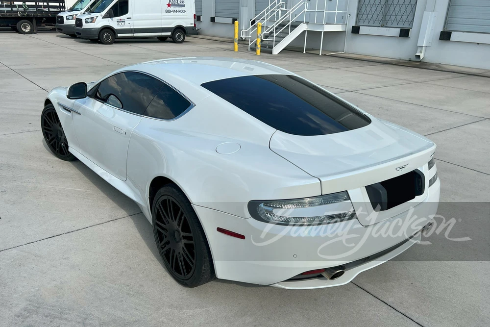 2012 Aston Martin Virage (2011-2012) - Image 16 of 17
