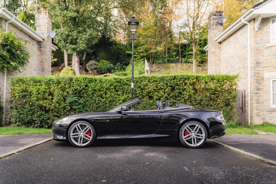 2012 Aston Martin Virage (2011-2012) - Image 5 of 31