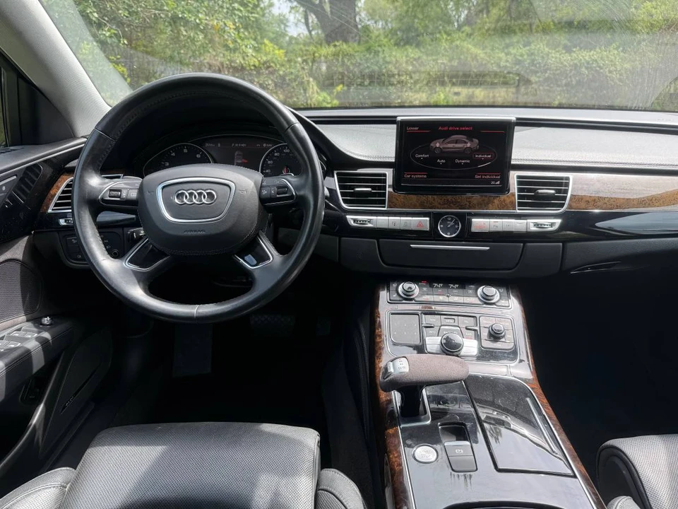 2012 Audi D4 A8 - Image 18 of 24