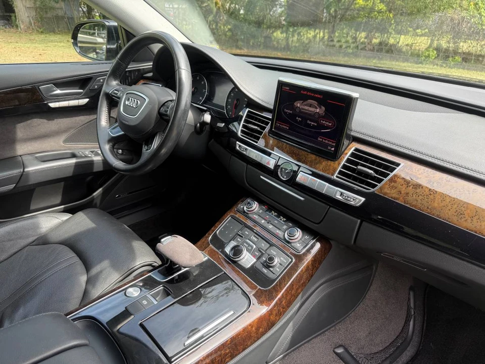 2012 Audi D4 A8 - Image 20 of 24