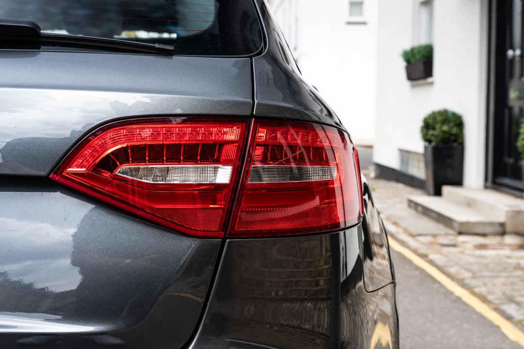 2012 Audi B8 RS4 - Image 29 of 31