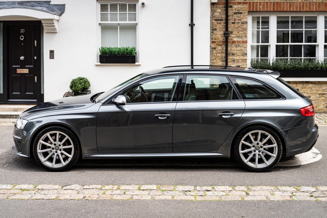 2012 Audi B8 RS4 - Image 12 of 31