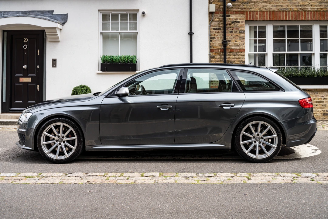 2012 Audi B8 RS4 - Image 5 of 31