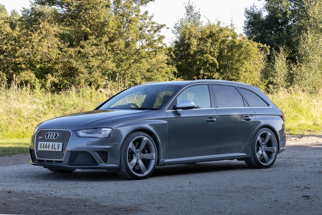 2012 Audi B8 RS4 - Image 2 of 31